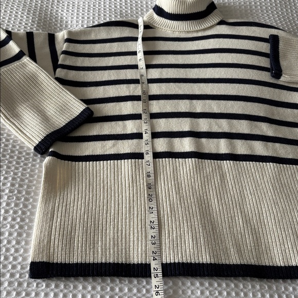 GUESS Emelia Sweater - Picture 16 of 16